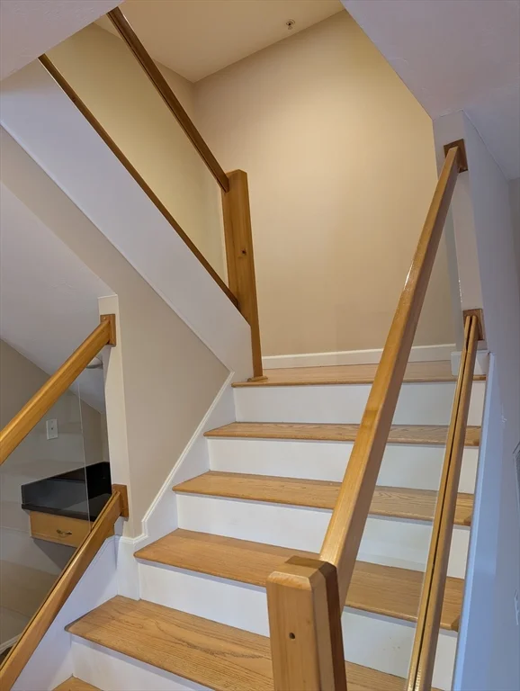 2 bed, 2 bath apartment for rent at 285 America Blvd Unit 285, Ashland — photo 8 of 18