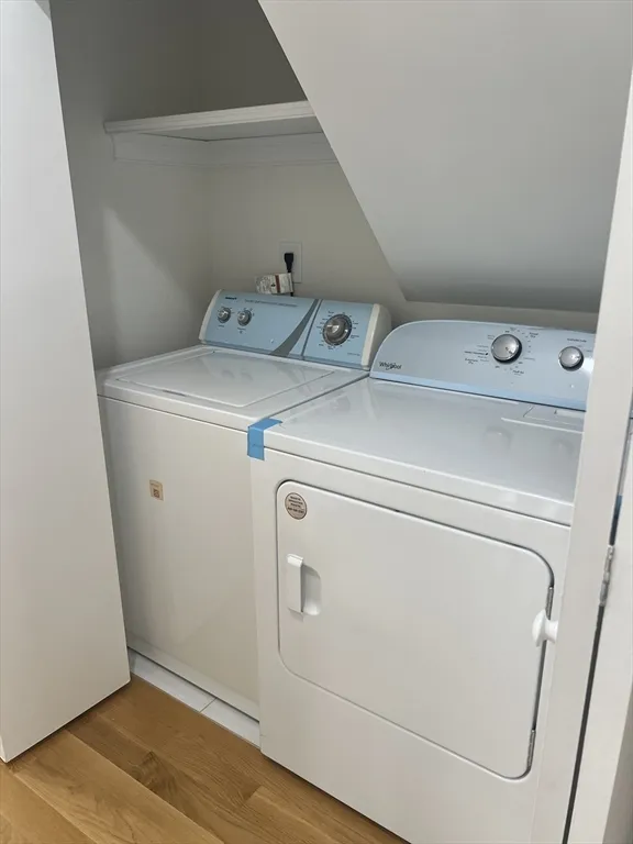 3 bed, 2 bath apartment for rent at 285 Beech St Unit 285, Belmont — photo 7 of 8