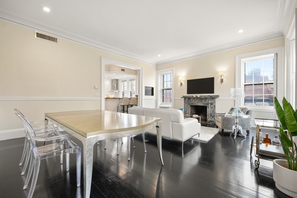 2 bed, 1 bath apartment for rent at 285 Clarendon St Unit 4, Back Bay — photo 8 of 20