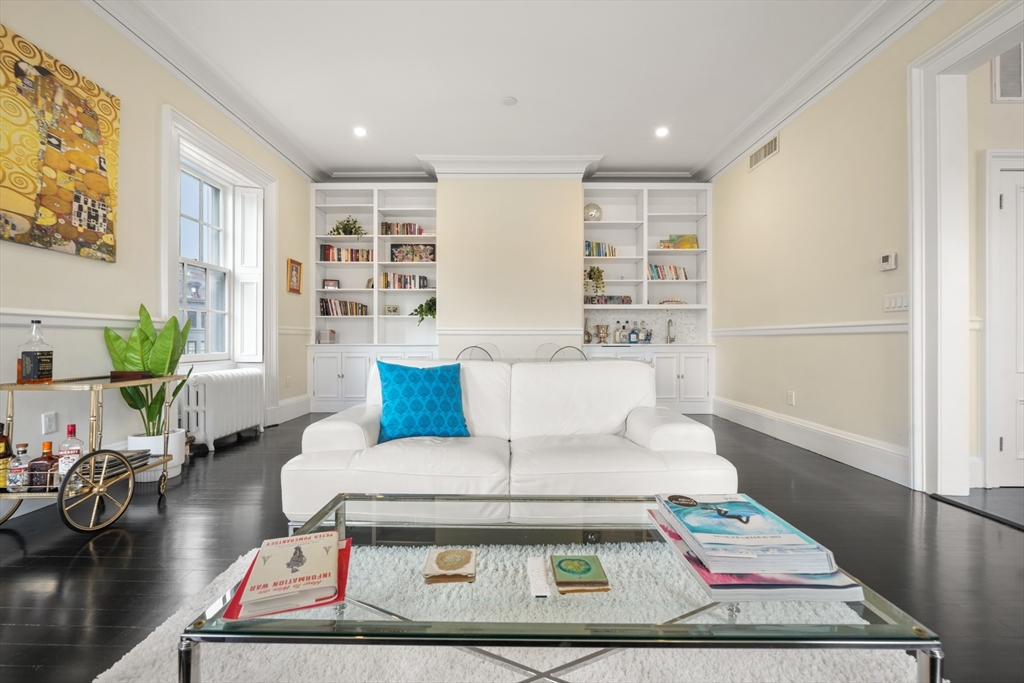 2 bed, 1 bath apartment for rent at 285 Clarendon St Unit 4, Back Bay — photo 4 of 20