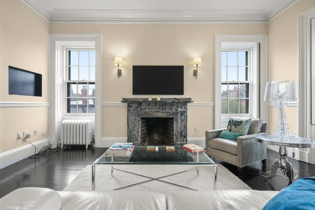 2 bed, 1 bath apartment for rent at 285 Clarendon St Unit 4, Back Bay — photo 9 of 20