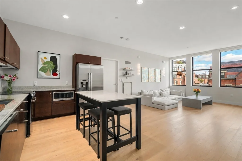 2 bed, 2 bath apartment for rent at 285 Columbus Ave Unit 407, South End — photo 3 of 24