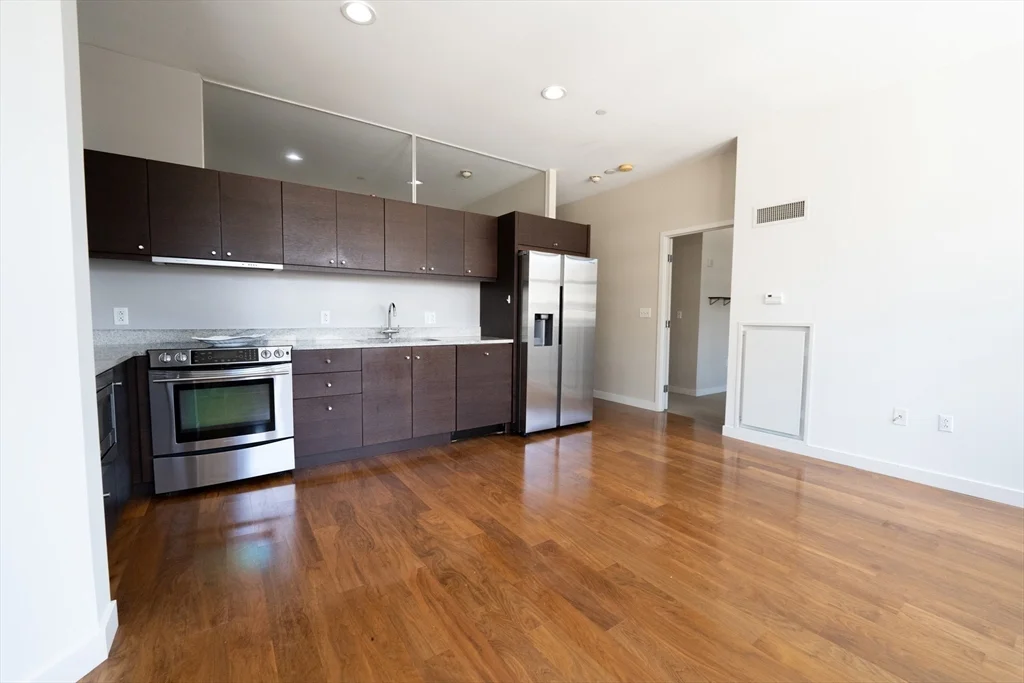 2 bed, 2 bath apartment for rent at 285 Columbus Ave Unit 503, South End — photo 22 of 29