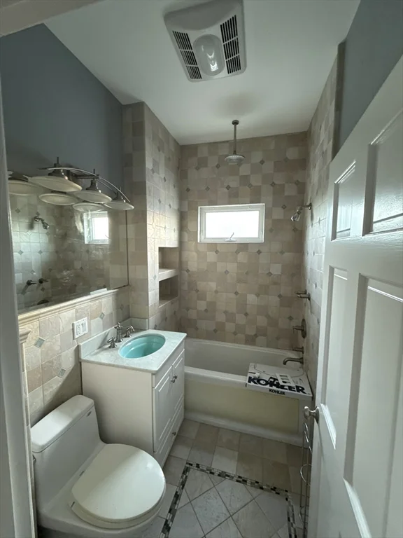 3 bed, 2 bath apartment for rent at 285 Crescent Ave Unit 2, Beachmont — photo 12 of 23