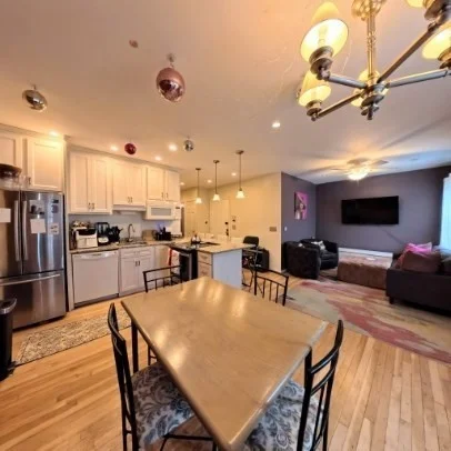 2 bed, 1 bath apartment for rent at 285 Dorchester St Unit 2, South Boston — photo 3 of 13