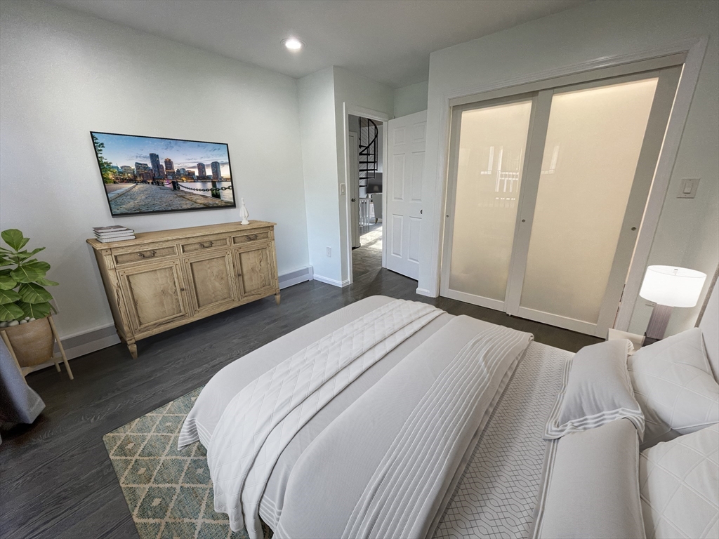 2 bed, 1 bath apartment for rent at 285 Dorchester St Unit 3, South Boston — photo 5 of 10