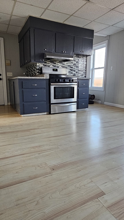 3 bed, 1 bath apartment for rent at 285 Hamlet St Unit 1, Fall River — photo 5 of 10