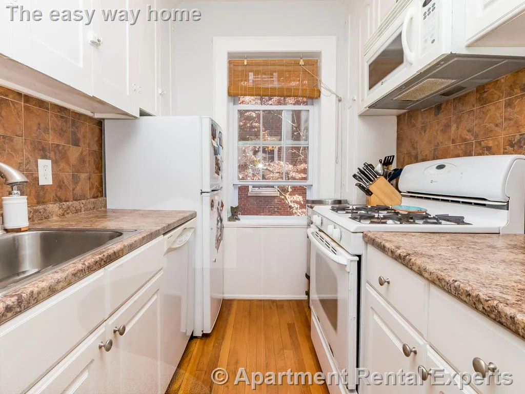 1 bed, 1 bath apartment for rent at 285 Harvard St Unit 301, Central Square — photo 5 of 18