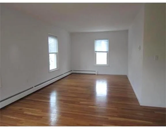 1 bed, 1 bath apartment for rent at 285 Hawthorn St Unit 2, West — photo 5 of 12