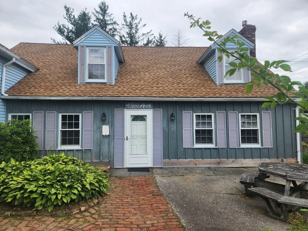 3 bed, 2 bath apartment for rent at 285 Main St Unit 1, Spencer