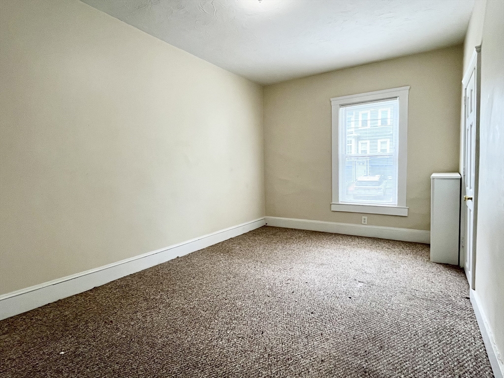 3 bed, 1 bath apartment for rent at 285 West Elm Unit 2, Brockton — photo 12 of 21