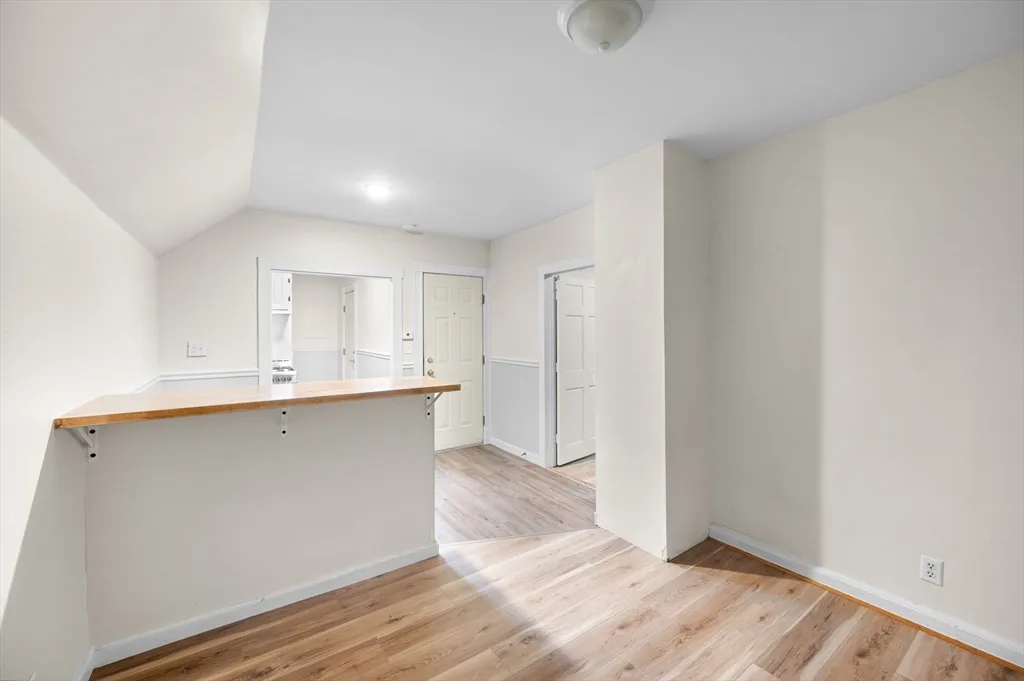 1 bed, 1 bath apartment for rent at 285 West Elm Unit 7, Brockton — photo 1 of 25