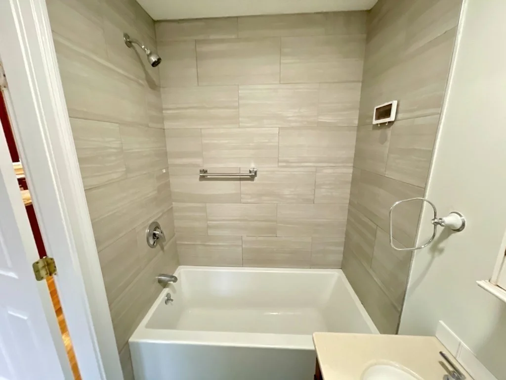 1 bed, 1 bath apartment for rent at 285 Whitwell St Unit 1R, Quincy — photo 8 of 11