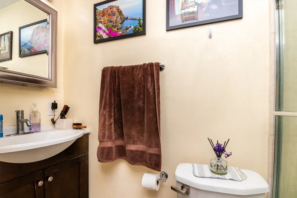 2 bed, 1 bath apartment for rent at 286 Cambridge St Unit 8, Beacon Hill — photo 15 of 24