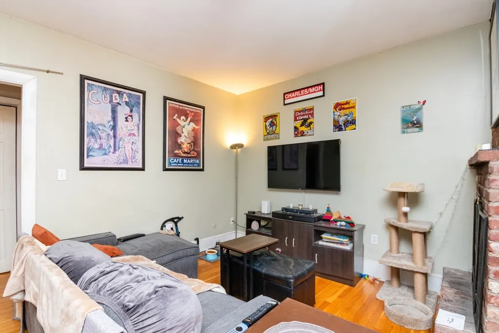 2 bed, 1 bath apartment for rent at 286 Cambridge St Unit 8, Beacon Hill — photo 4 of 24