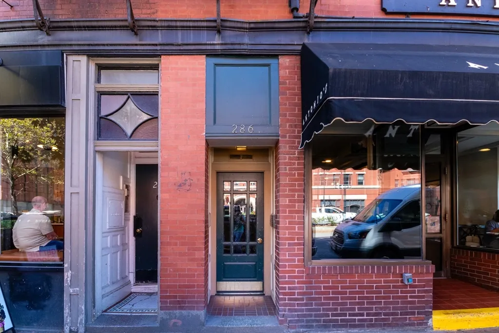 2 bed, 1 bath apartment for rent at 286 Cambridge St Unit 8, Beacon Hill — photo 19 of 24