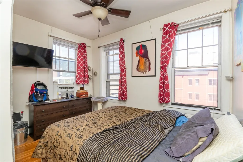 2 bed, 1 bath apartment for rent at 286 Cambridge St Unit 8, Beacon Hill — photo 8 of 24
