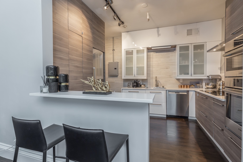 1 bed, 1 bath apartment for rent at 286 Beacon St Unit 7, Back Bay — photo 4 of 9