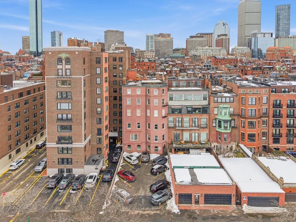 2 bed, 2 bath apartment for rent at 286 Beacon Unit 2, Back Bay — photo 35 of 40