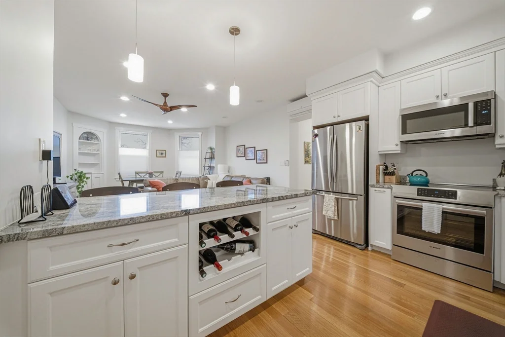 2 bed, 2 bath apartment for rent at 286 Beacon Unit 2, Back Bay — photo 19 of 40