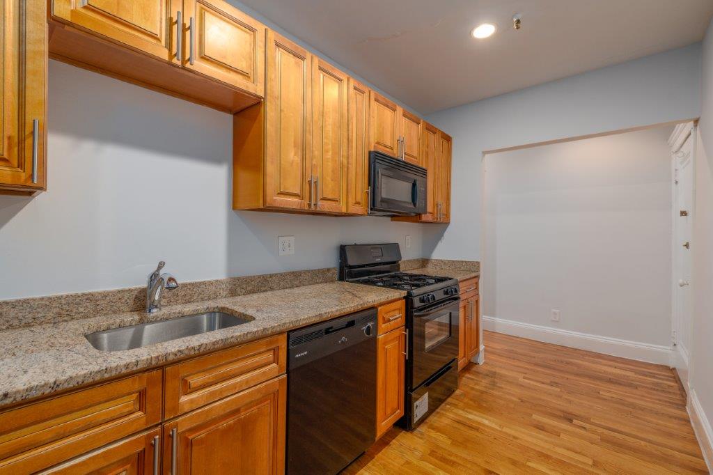 1 bed, 1 bath apartment for rent at 286 Chestnut Hill Ave Unit 9, Brighton — photo 2 of 7