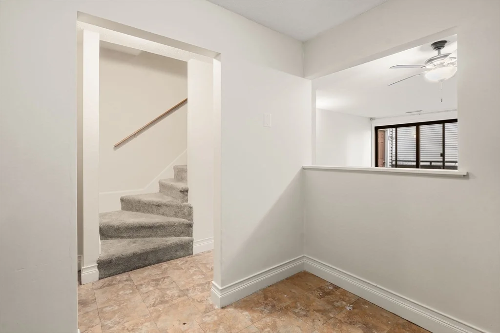 2 bed, 2 bath apartment for rent at 286 Fenno St Unit 4, Revere — photo 8 of 28