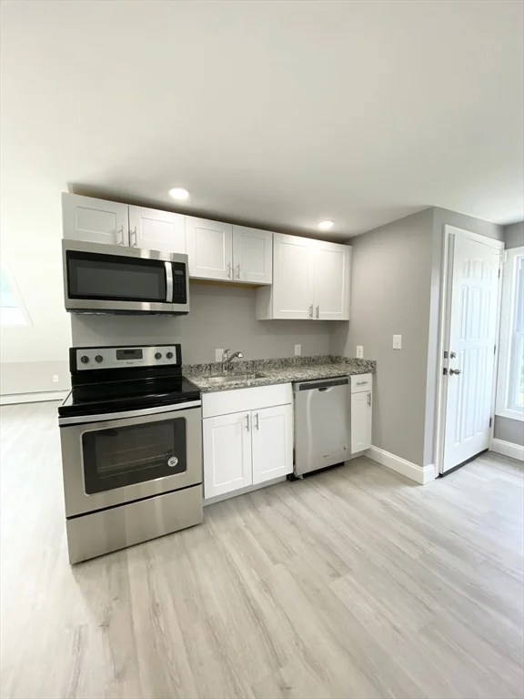 2 bed, 1 bath apartment for rent at 286 Kimball St Unit 3, Fitchburg — photo 3 of 10