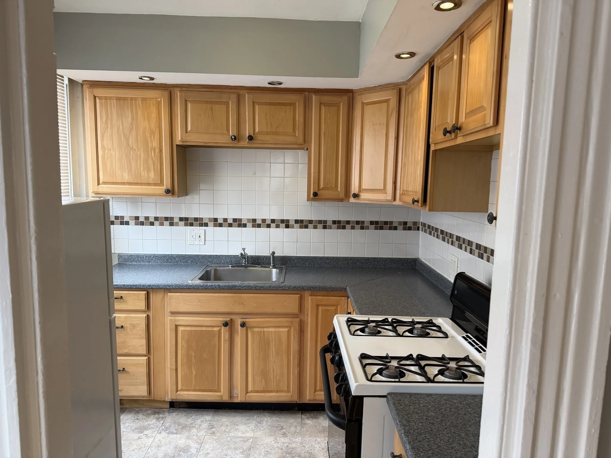 1 bed, 1 bath apartment for rent at 286 South Main St Unit 7, Bradford — photo 6 of 11