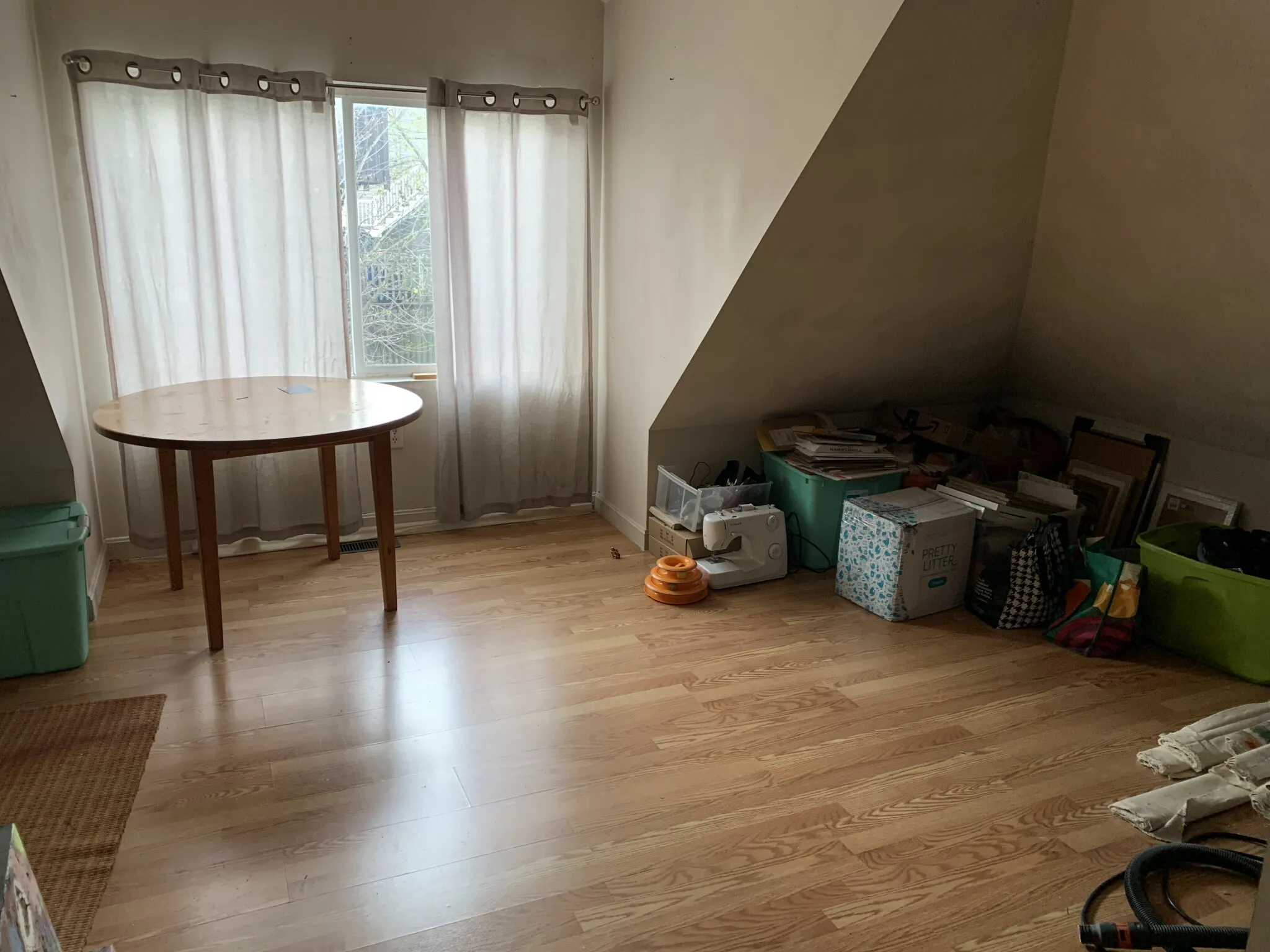 4 bed, 2 bath apartment for rent at 287 Alewife Brook Pkwa Unit 2, West Somerville — photo 12 of 18