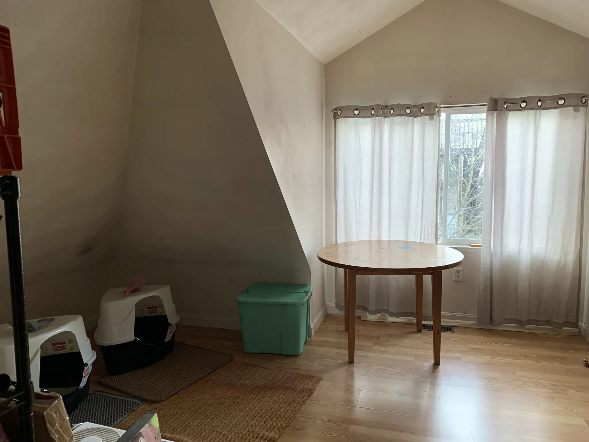 4 bed, 2 bath apartment for rent at 287 Alewife Brook Pkwa Unit 2, West Somerville — photo 13 of 18