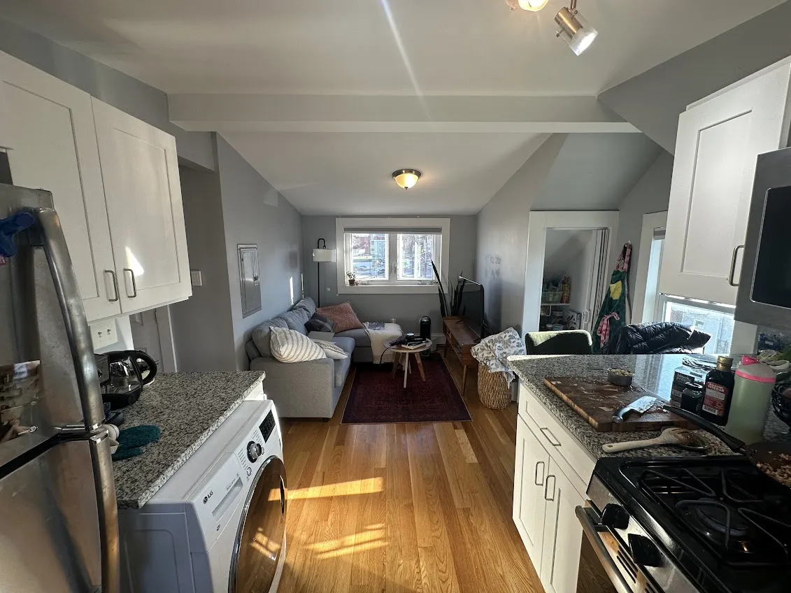 2 bed, 1 bath apartment for rent at 287 Beacon St Unit 2D, Ward Two — photo 2 of 12
