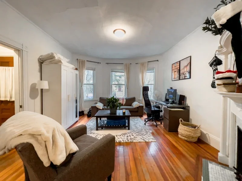 2 bed, 1 bath apartment for rent at 287 Chestnut Ave Unit 1, Jamaica Plain — photo 11 of 33
