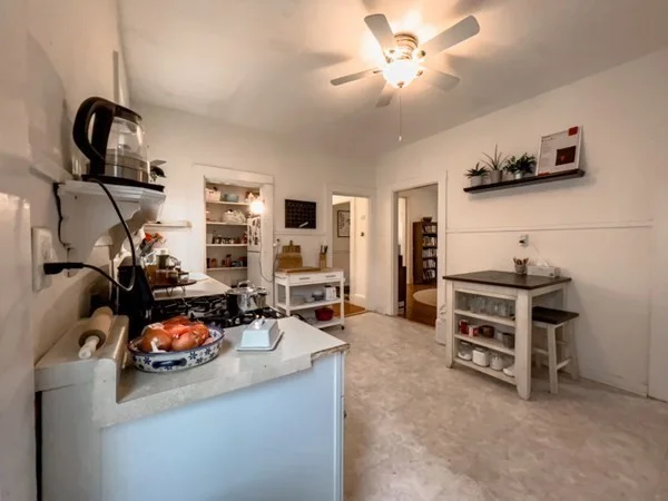 2 bed, 1 bath apartment for rent at 287 Chestnut Ave Unit 1, Jamaica Plain — photo 15 of 21