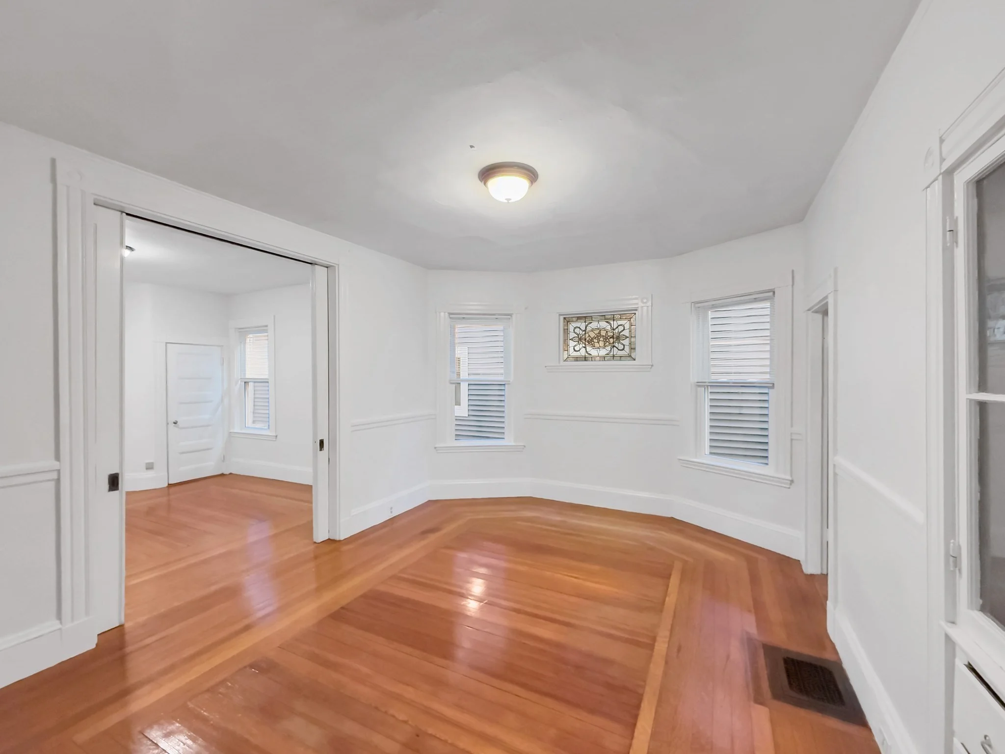 2 bed, 1 bath apartment for rent at 287 Chestnut Ave Unit 1, Jamaica Plain — photo 17 of 33