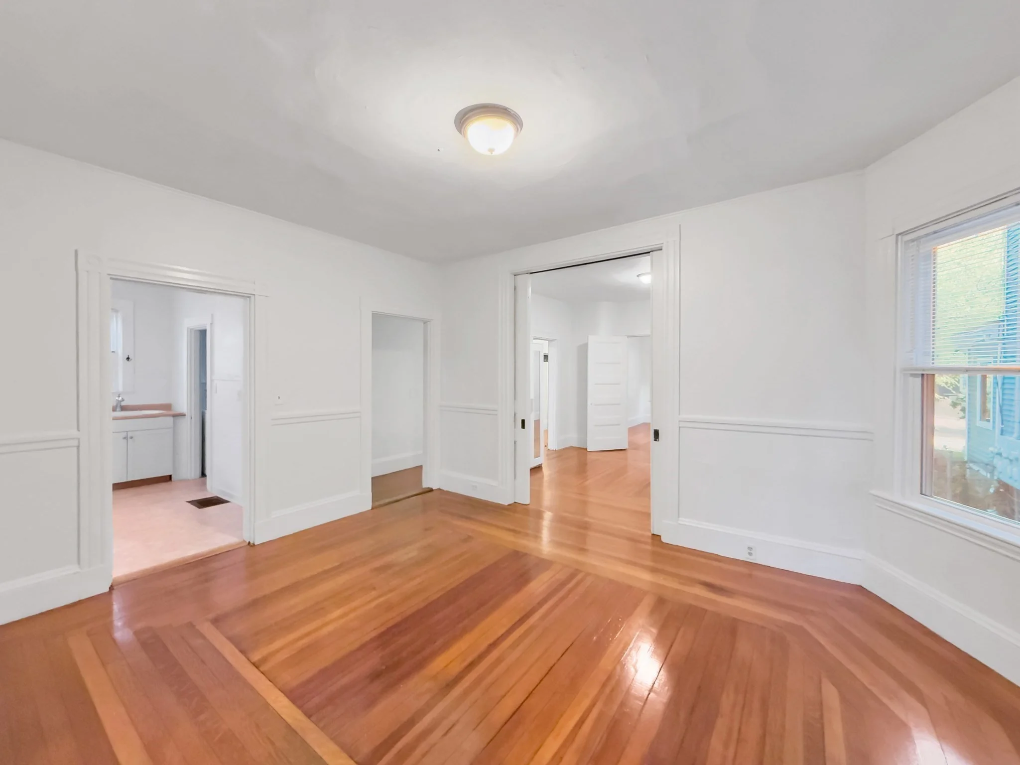2 bed, 1 bath apartment for rent at 287 Chestnut Ave Unit 1, Jamaica Plain — photo 16 of 33