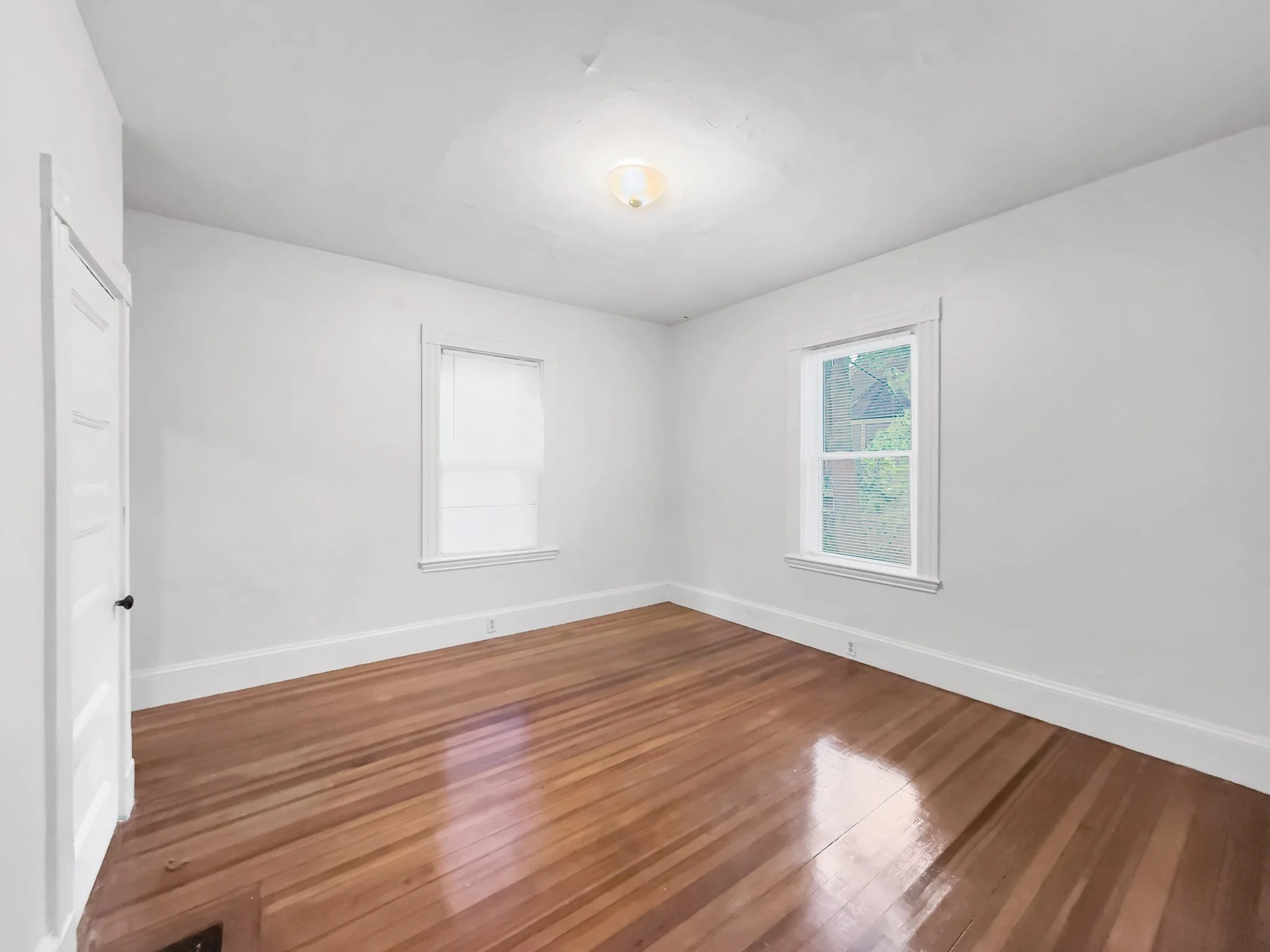 2 bed, 1 bath apartment for rent at 287 Chestnut Ave Unit 1, Jamaica Plain — photo 20 of 33