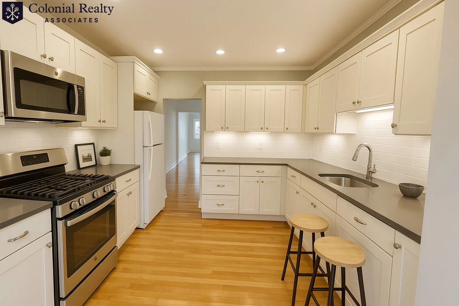2 bed, 1 bath apartment for rent at 287 Corey St Unit 4, West Roxbury — photo 6 of 22