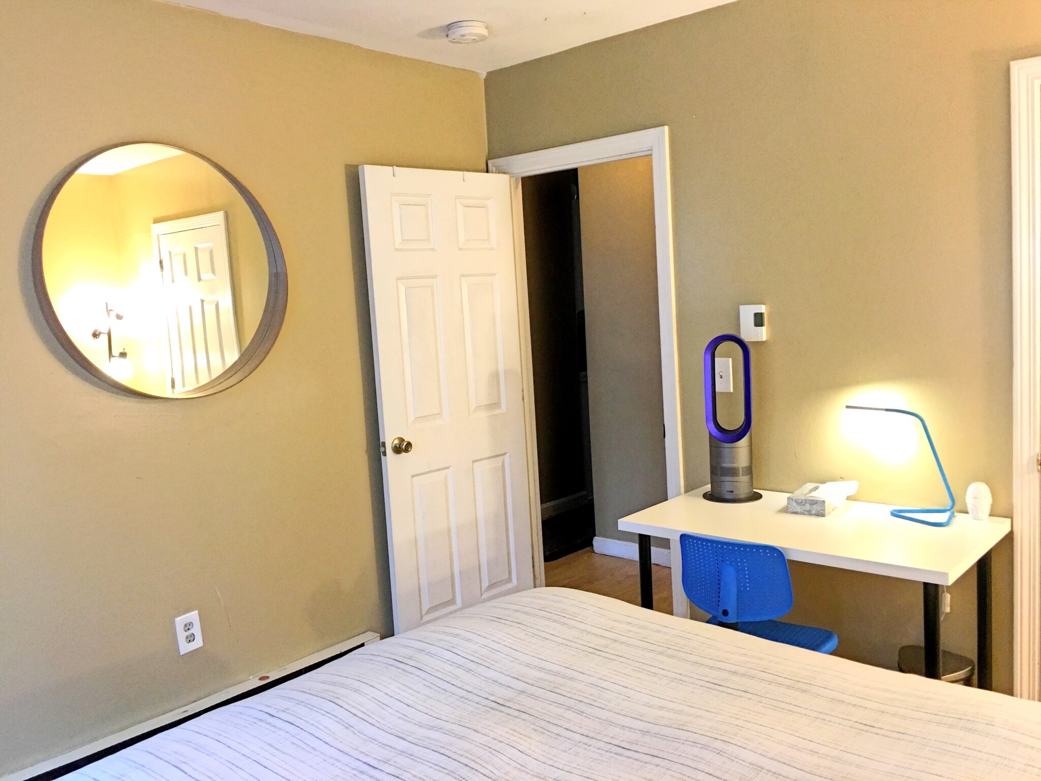 2 bed, 1 bath apartment for rent at 287 Dorchester St Unit 1, South Boston — photo 9 of 12