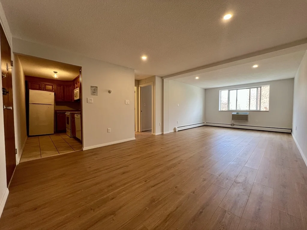 1 bed, 1 bath apartment for rent at 287 Harvard St Unit 22, Mid Cambridge — photo 4 of 11
