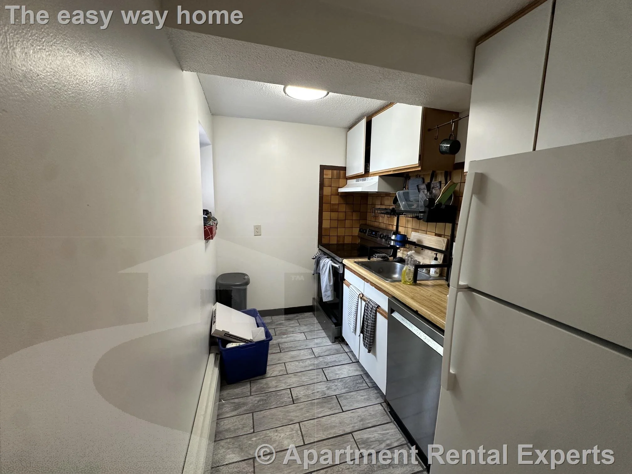 3 bed, 2 bath apartment for rent at 287 Harvard St Unit 43, Central Square — photo 3 of 13