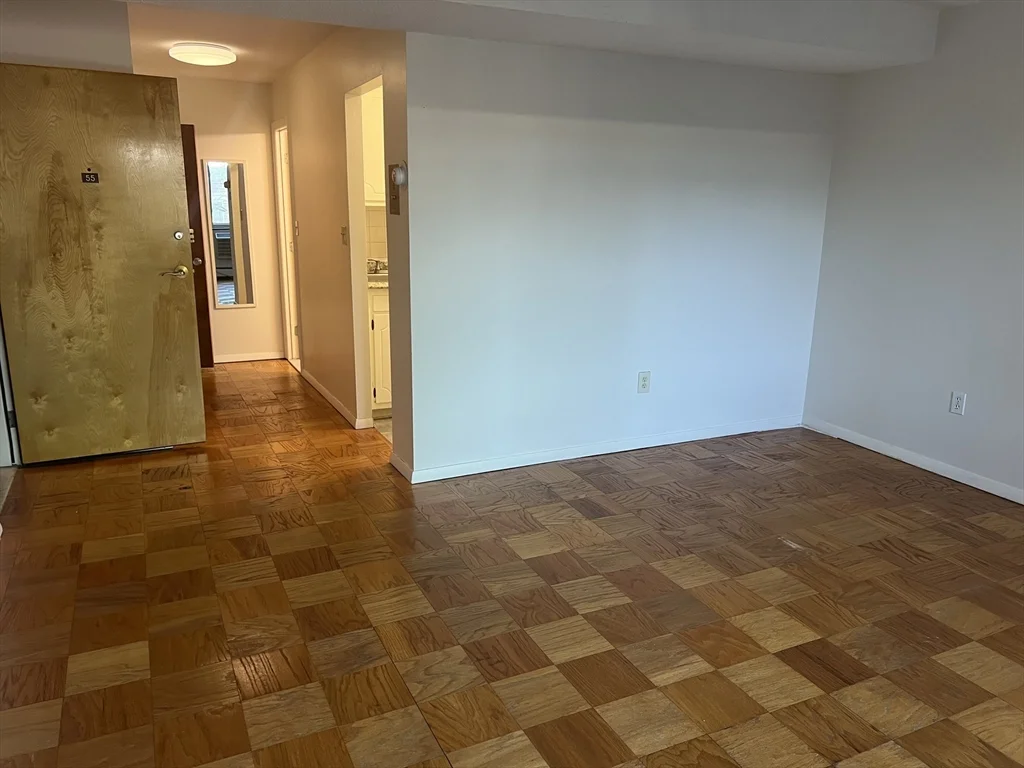 1 bed, 1 bath apartment for rent at 287 Harvard St Unit 55, Central Square — photo 1 of 8