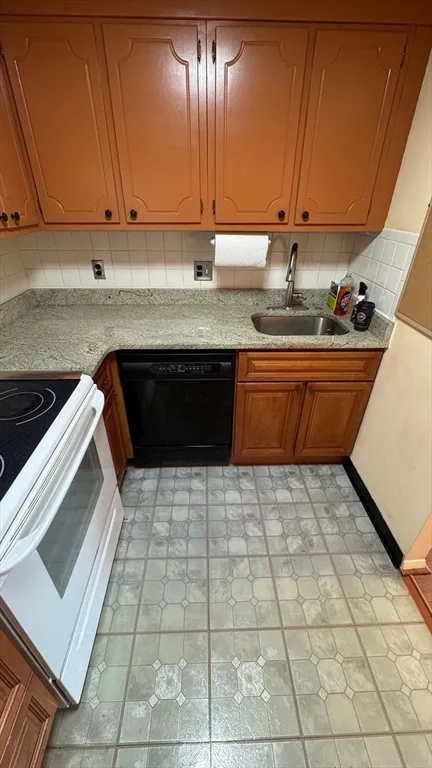1 bed, 1 bath apartment for rent at 287 Harvard St Unit 71, Mid Cambridge — photo 4 of 12