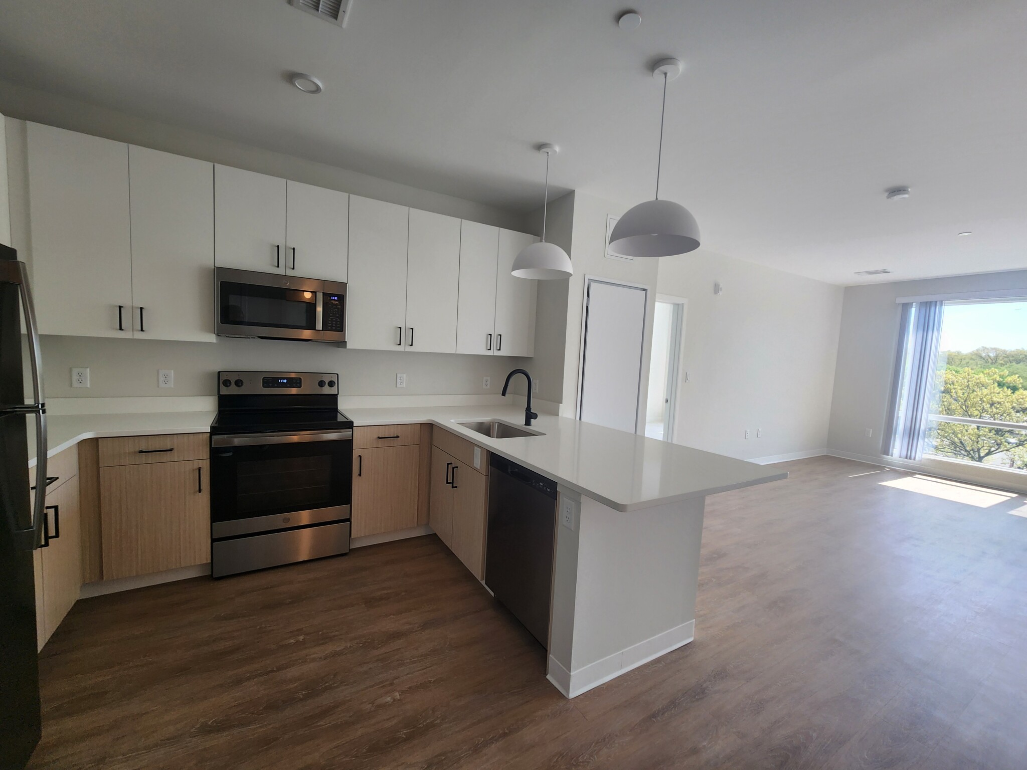 2 bed, 1 bath apartment for rent at 287 Walk Hill Unit 319, Roslindale — photo 10 of 11