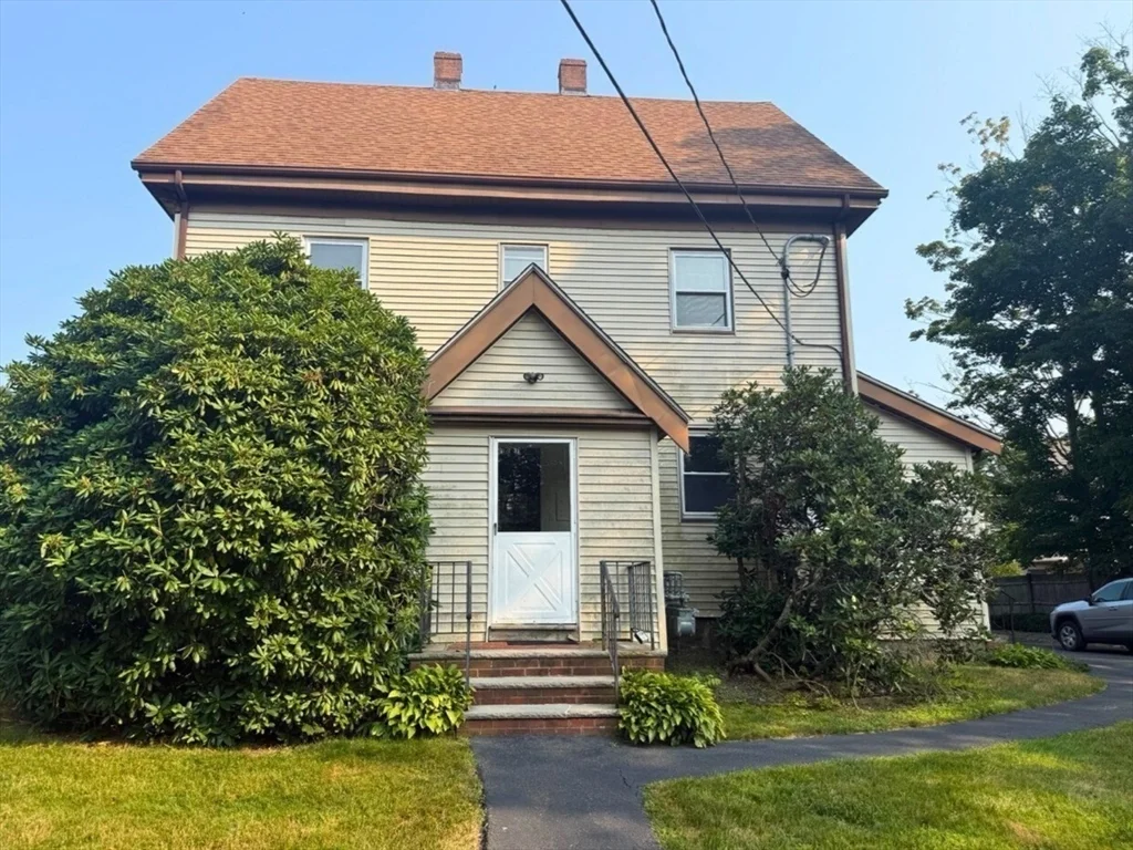 1 bed, 1 bath apartment for rent at 287 Walnut St Unit 2, Stoughton — photo 14 of 18