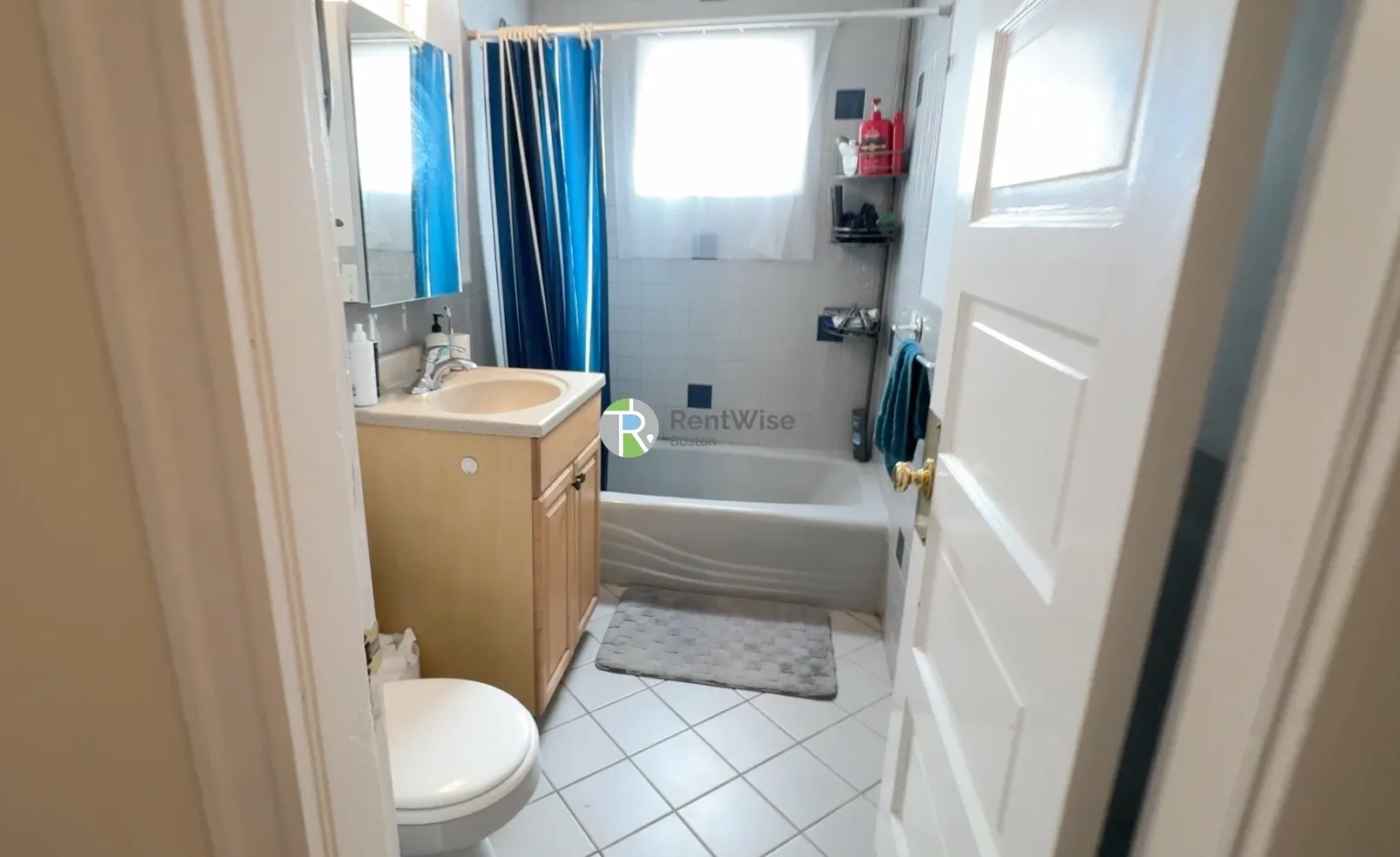 4 bed, 1.5 bath apartment for rent at 288 Boston Ave Unit 3, Medford — photo 6 of 21