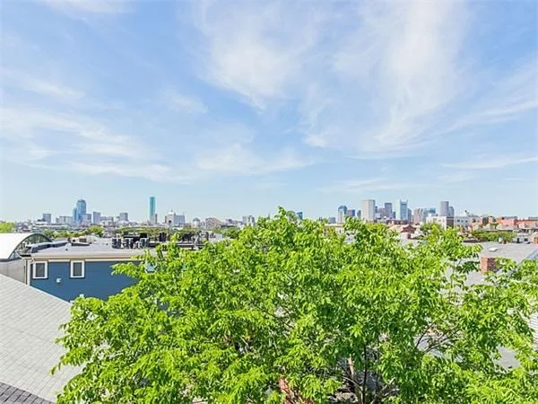 3 bed, 1 bath apartment for rent at 288 Bowen Unit 2, South Boston