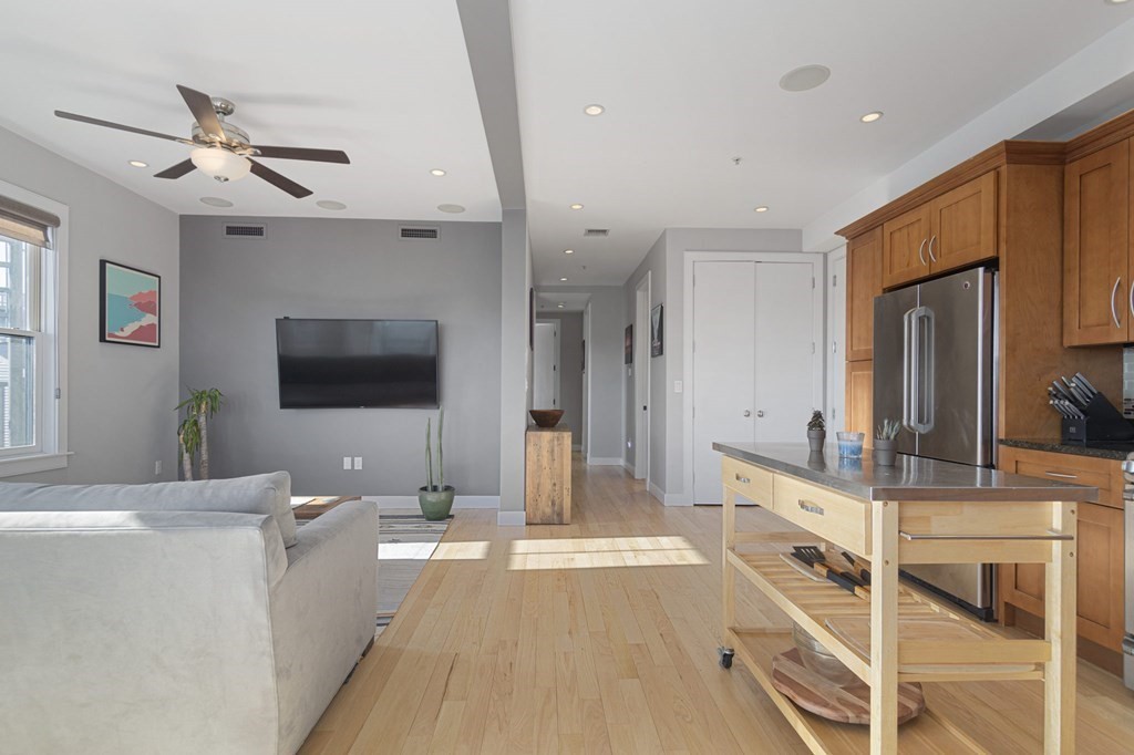 2 bed, 2 bath apartment for rent at 288 C St Unit 9, South Boston — photo 6 of 25