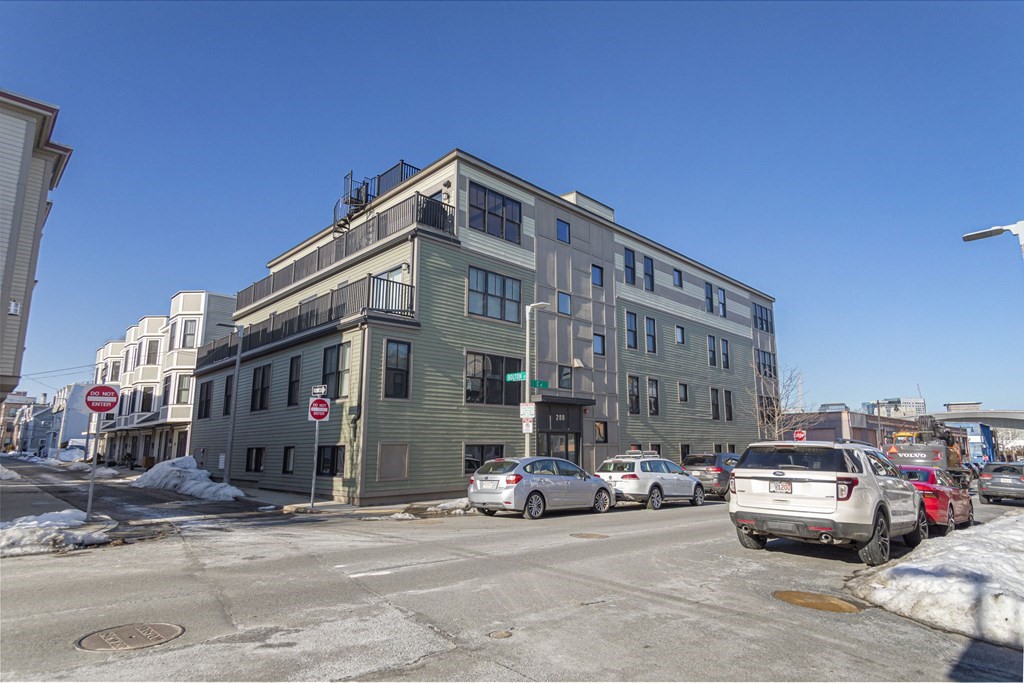 2 bed, 2 bath apartment for rent at 288 C St Unit 9, South Boston — photo 25 of 25