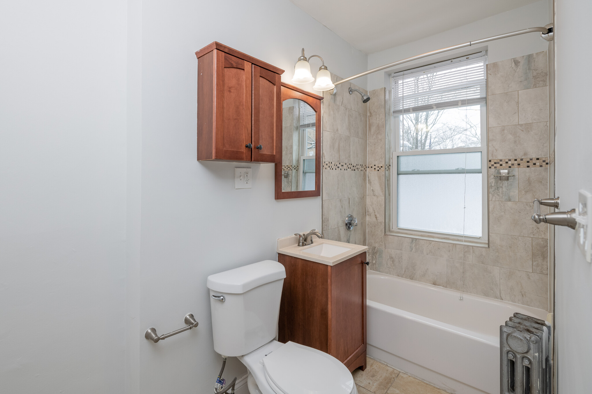 Studio bed, 1 bath apartment for rent at 288 Chestnut Hill Ave Unit 11, Brighton — photo 5 of 6
