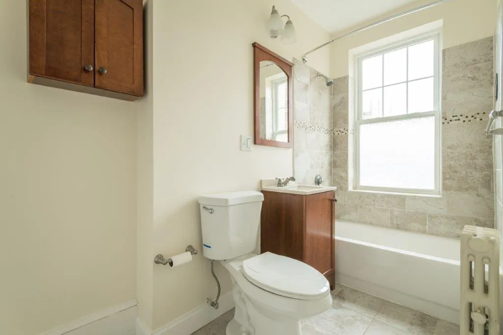Studio bed, 1 bath apartment for rent at 288 Chestnut Hill Ave Unit 14, Brighton — photo 4 of 9